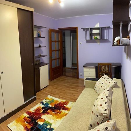 Zorilor Apartment ซูชาวา ภายนอก รูปภาพ