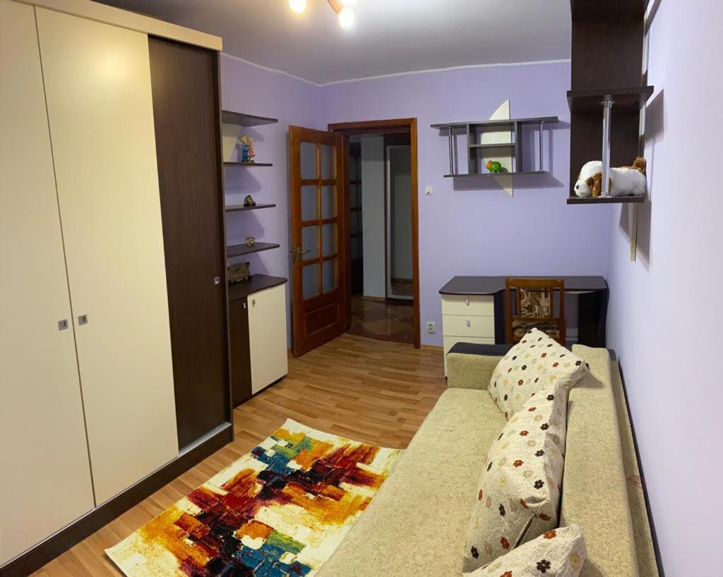 Zorilor Apartment ซูชาวา ภายนอก รูปภาพ