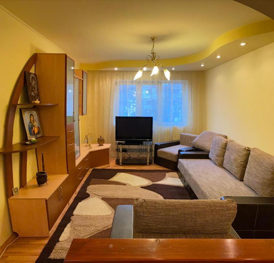 Zorilor Apartment ซูชาวา ภายนอก รูปภาพ